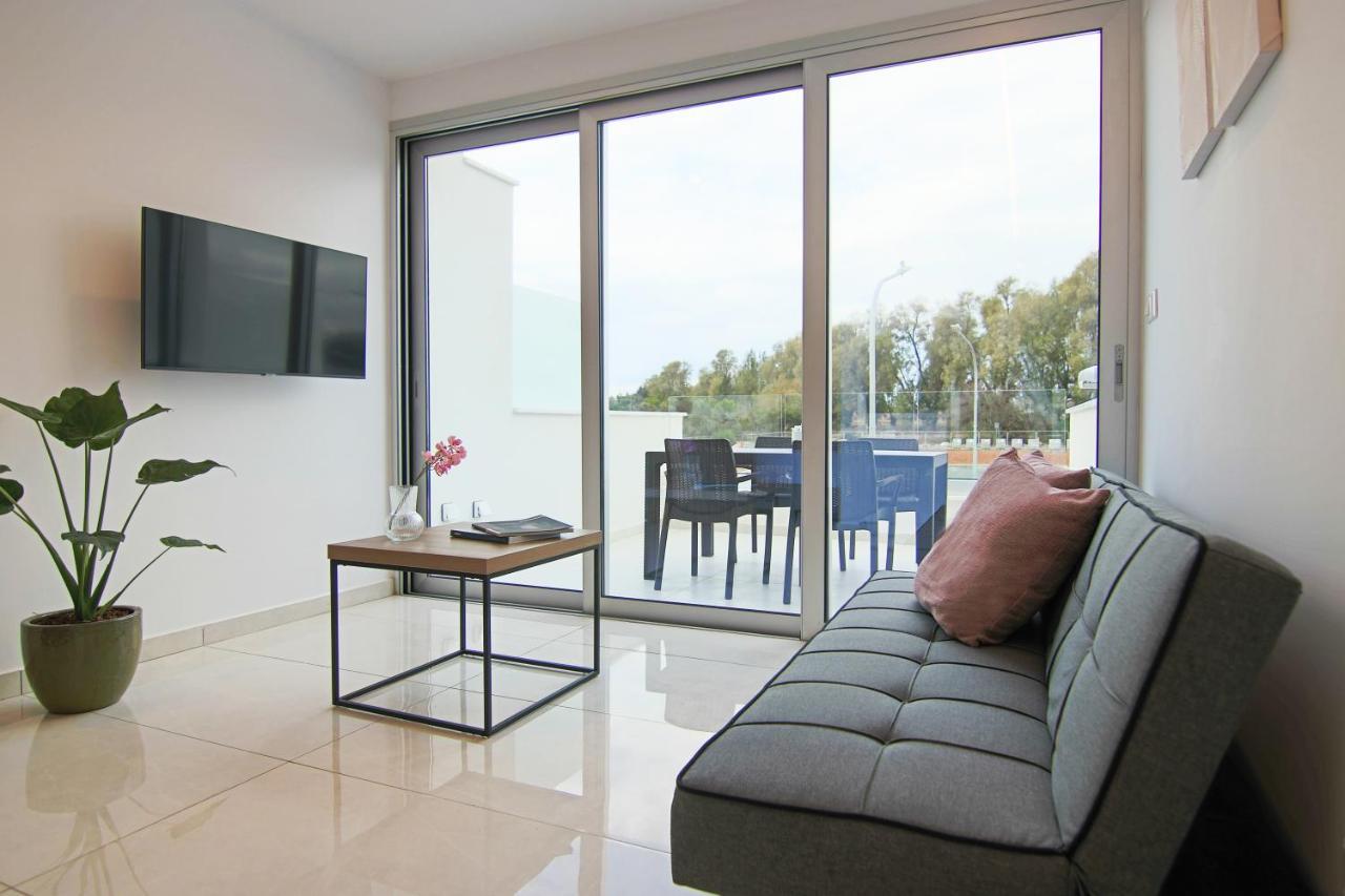 Phaedrus Living - Seaside Luxury Flat Harbour 108 Apartamento Pafos Exterior foto